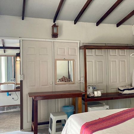 Ailay Hotel Koh Phayam Exterior foto