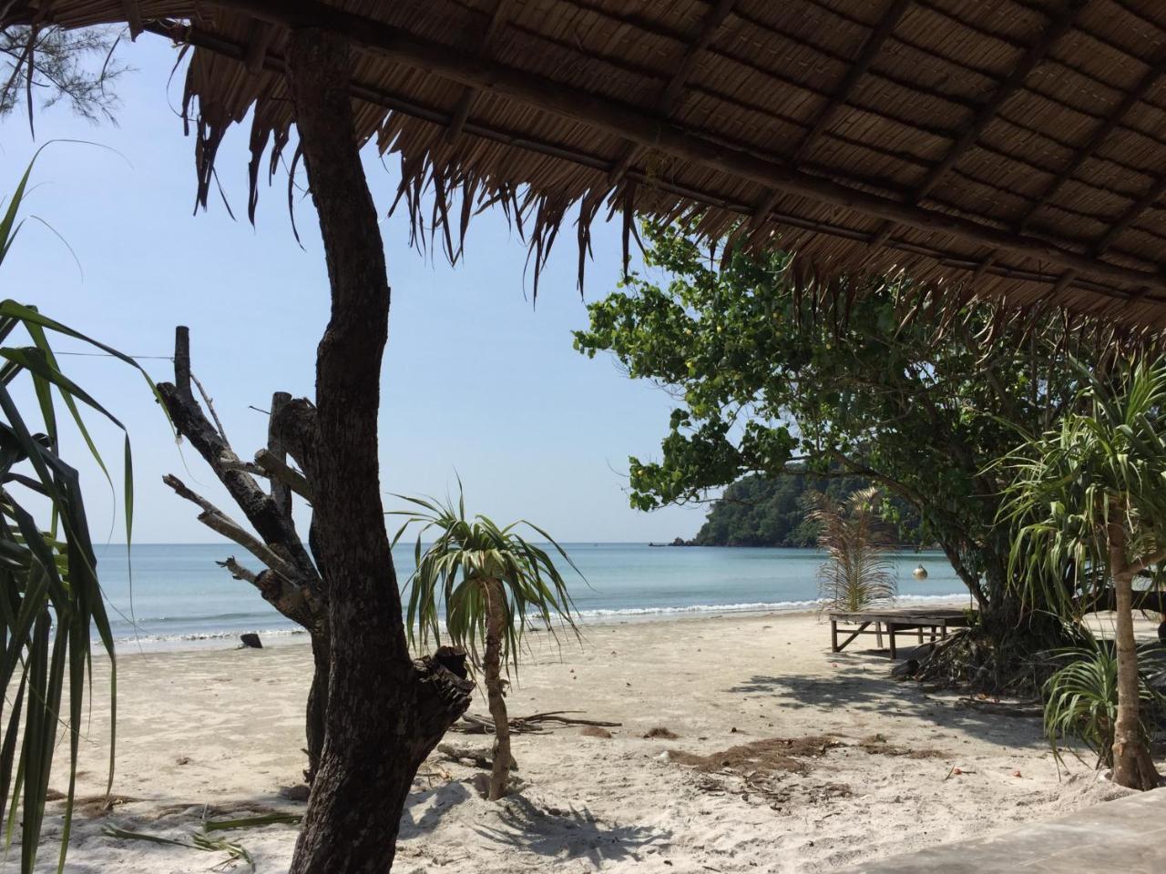 Ailay Hotel Koh Phayam Exterior foto