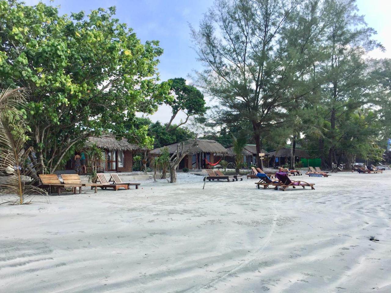 Ailay Hotel Koh Phayam Exterior foto