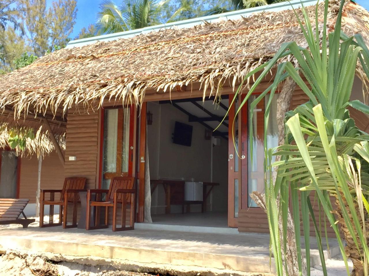 Ailay Hotel Koh Phayam Exterior foto