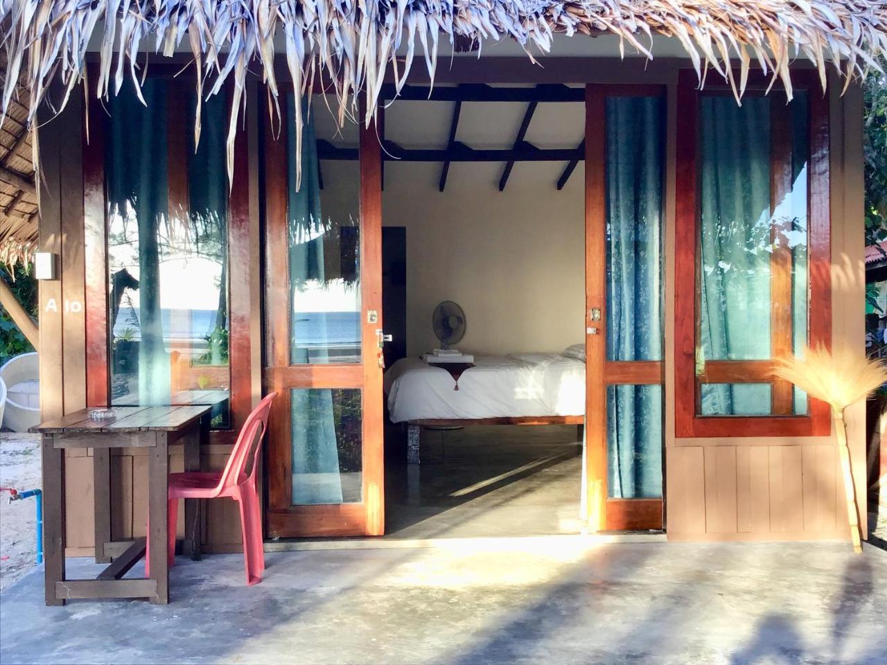 Ailay Hotel Koh Phayam Exterior foto