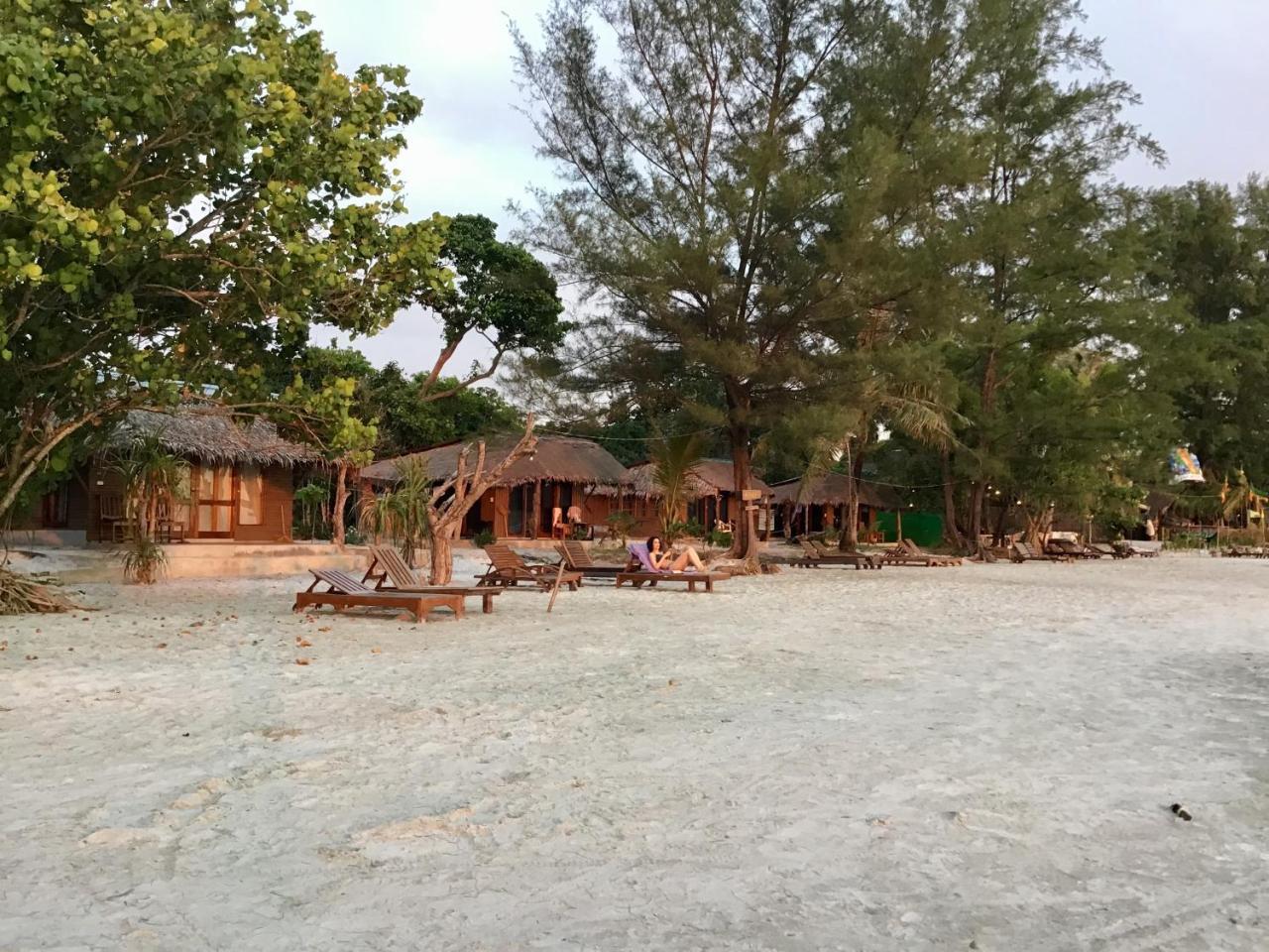 Ailay Hotel Koh Phayam Exterior foto