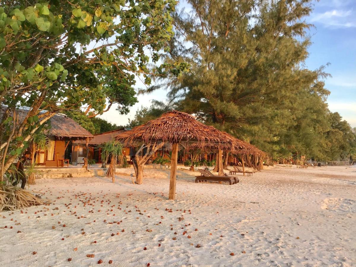 Ailay Hotel Koh Phayam Exterior foto