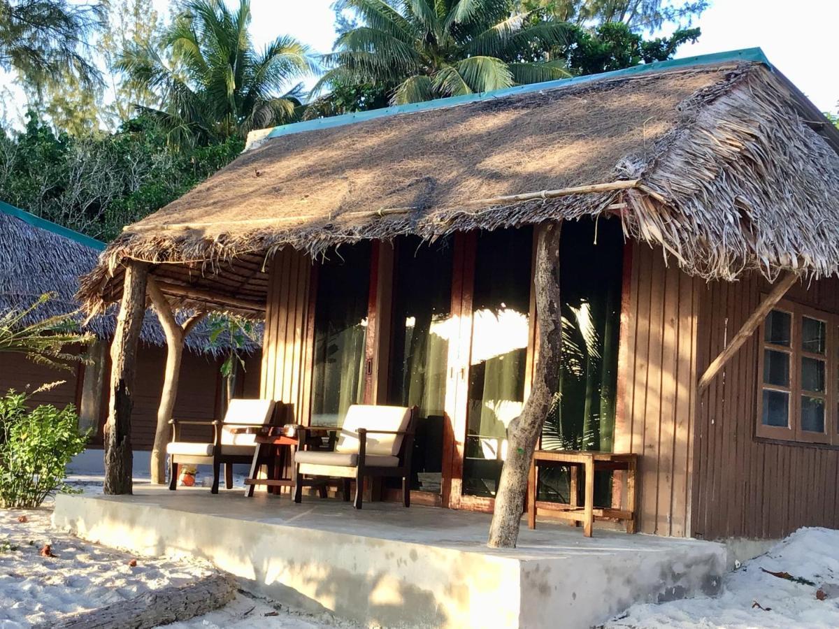 Ailay Hotel Koh Phayam Exterior foto