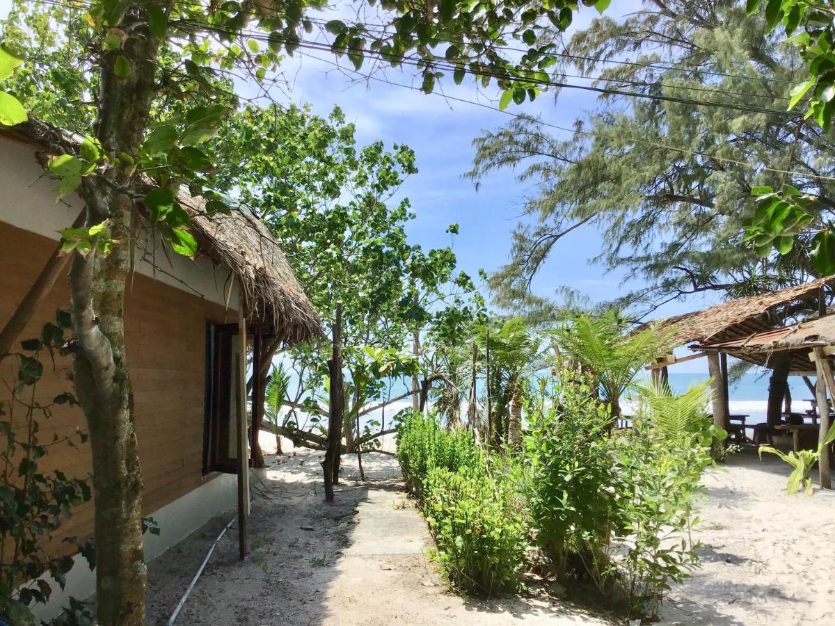 Ailay Hotel Koh Phayam Exterior foto